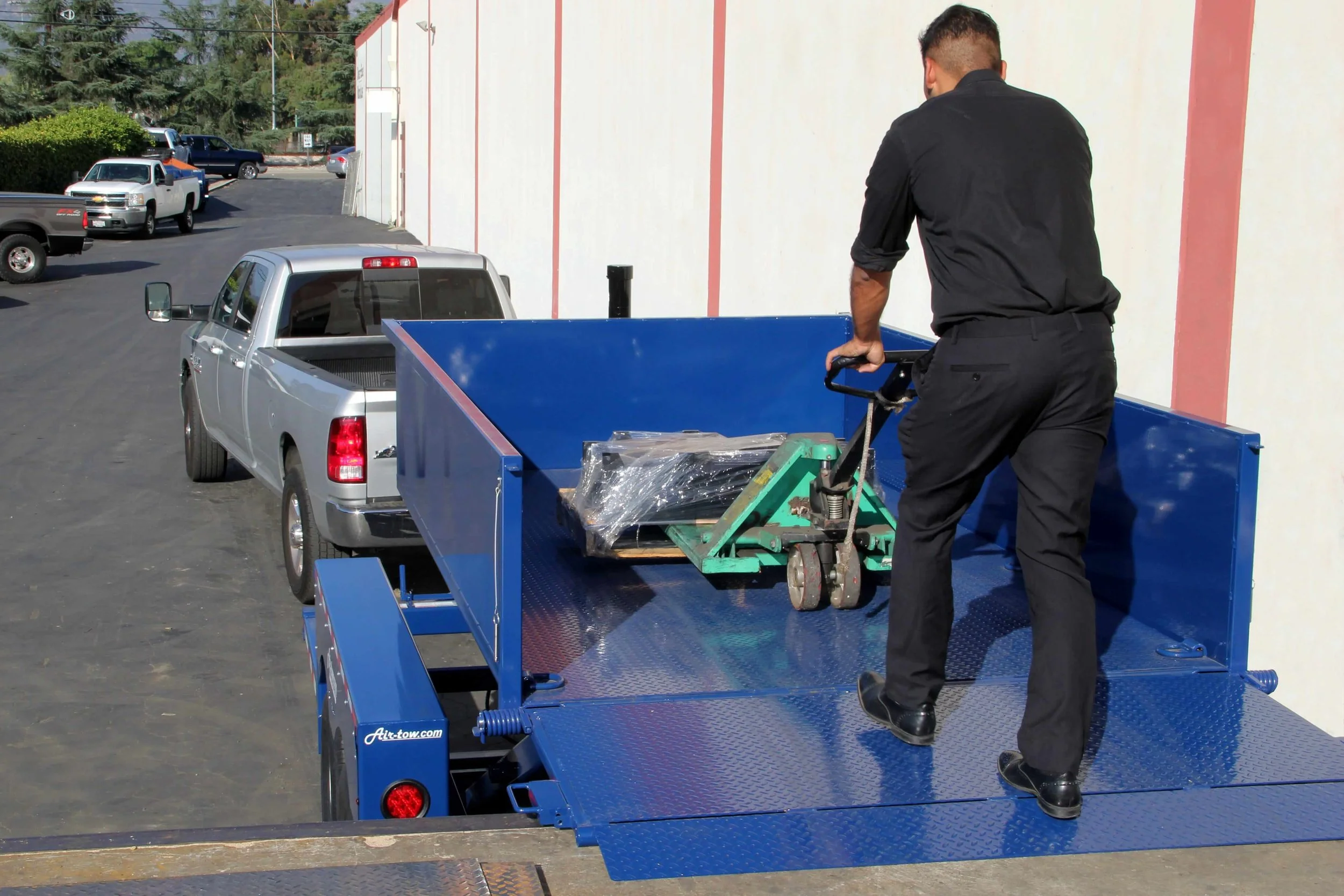 Dock Loading Trailer