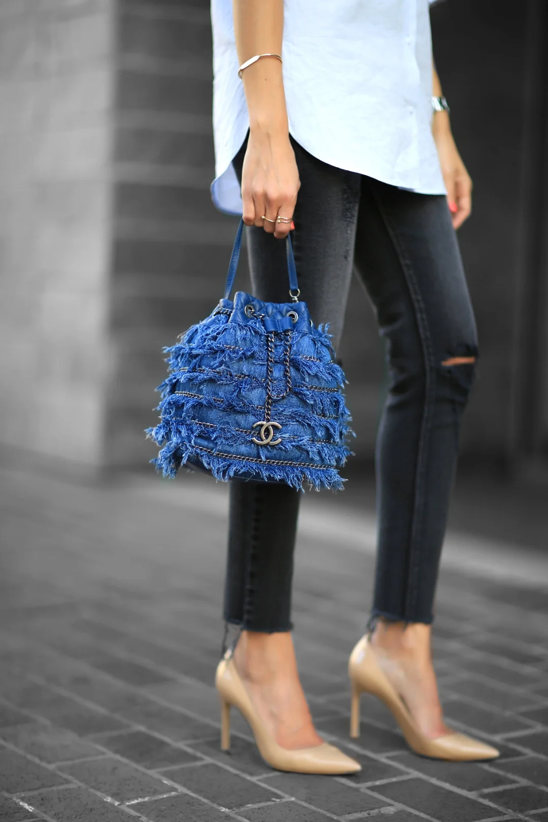 Chanel_DesignerVault_ReisDenim_ManoloBlahnik_Zara_LucysWhims_Streetstyle.jpg