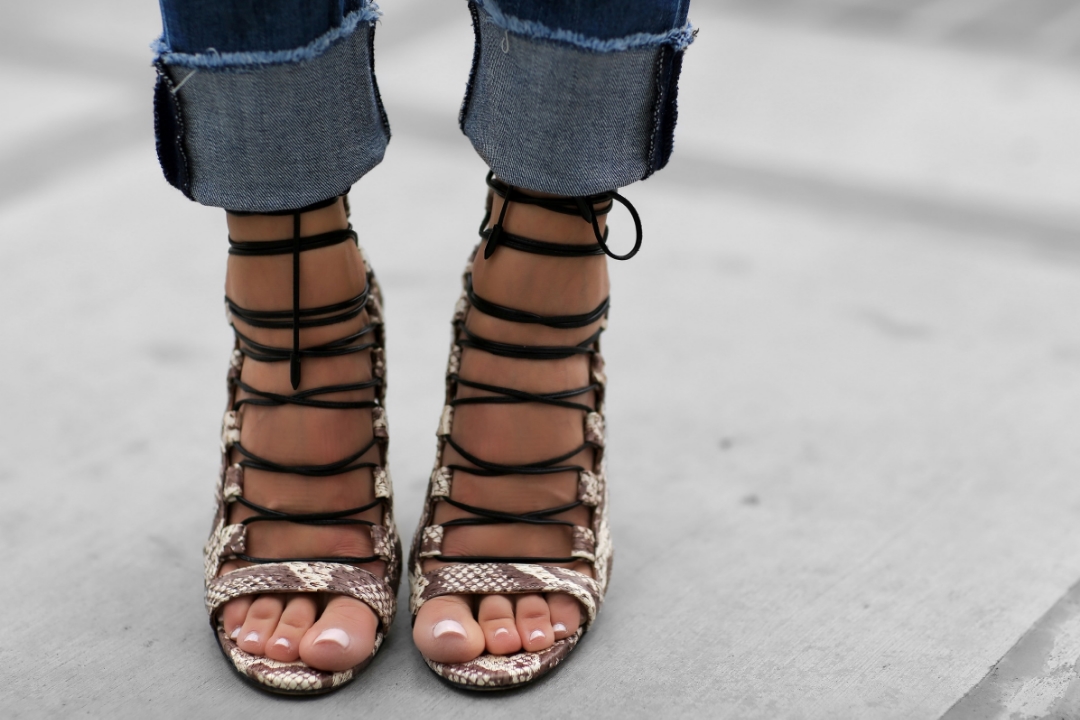Aquazzura_Sandals_Rag&Bone_FashionBlogger_WhoWhatWear_LaceupSandals_LucysWhims.jpg