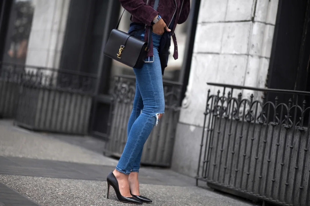 BlankNYC_ASOS_FashionBlogger_GianvitoRossi_SaintLaurent_Zara_LucysWhims.jpg