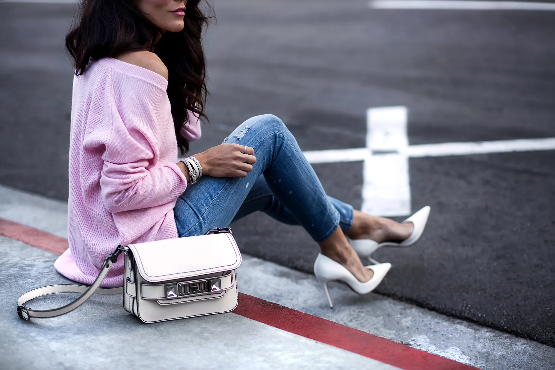 Pink_Sweater_Spring_Fashion_Unpublished_Denim_Proenza_Schouler_Bag_Christian_Louboutin.jpg