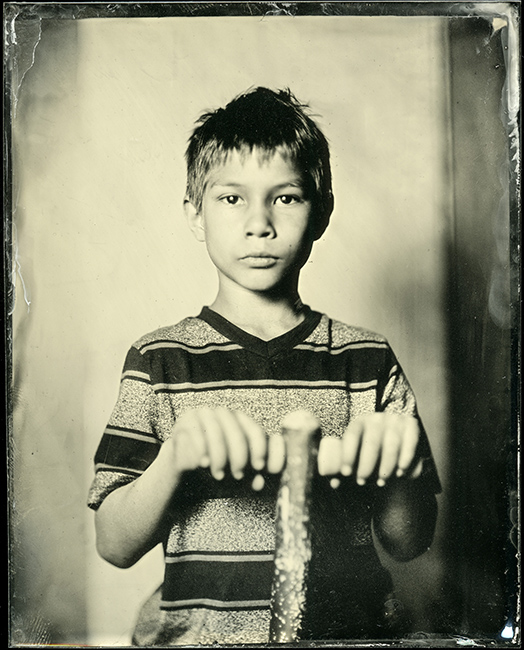 children-portrait-prop-wet-plate-tintype.jpg