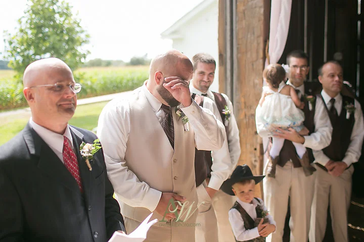 Nicole-Ryan-Palmyra-NY-Barn-Wedding-Rochester13.jpg