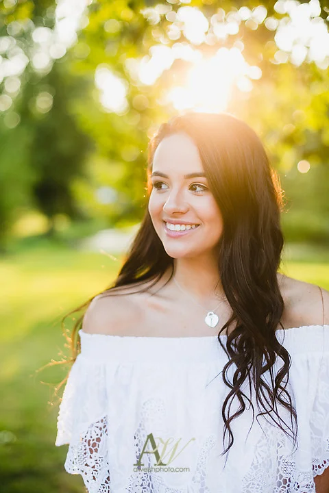 claire-rochester-mercy-high-school-senior-portrait-photos08.jpg