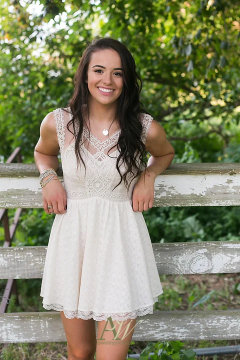 claire-rochester-mercy-high-school-senior-portrait-photos06.jpg