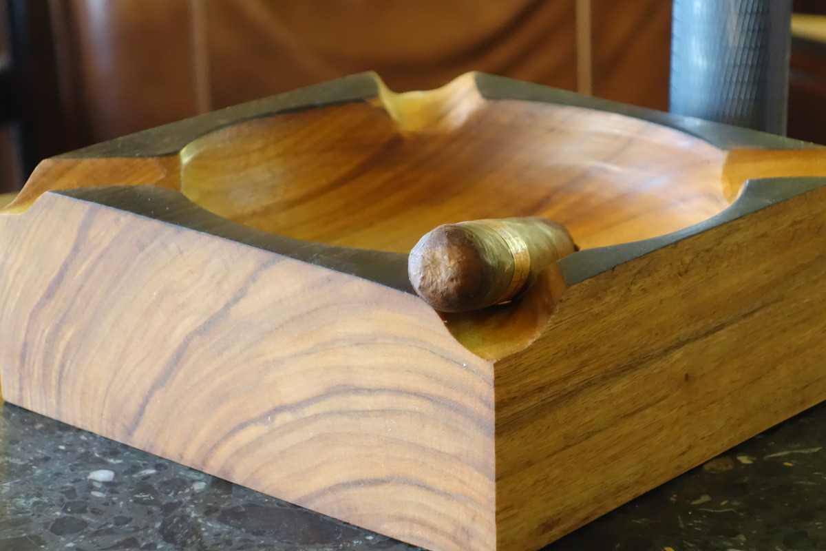 Custom Cigar Ashtray