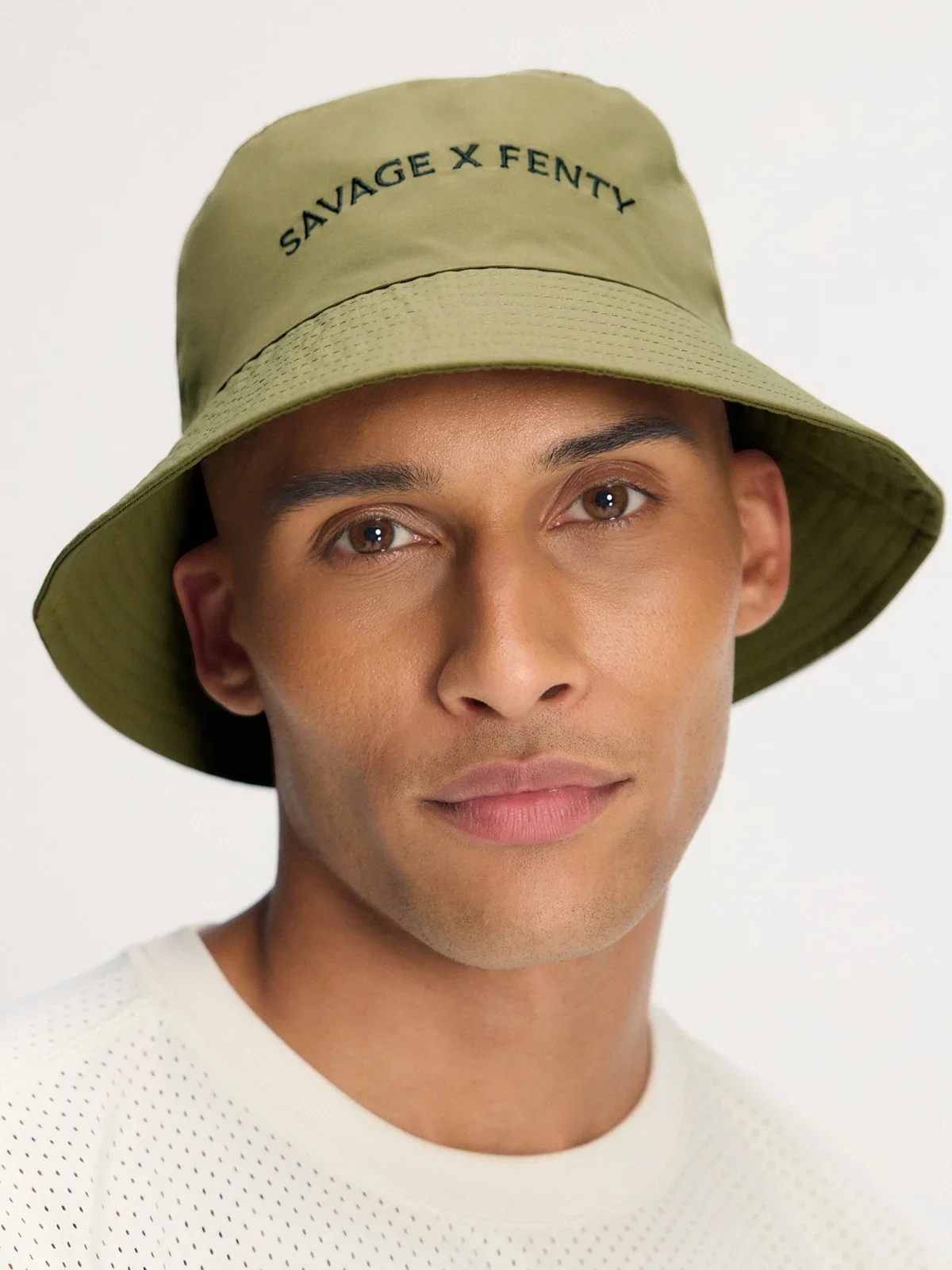 NYLON-BUCKET-HAT-AC2500580-14018-1-1200x1600.webp