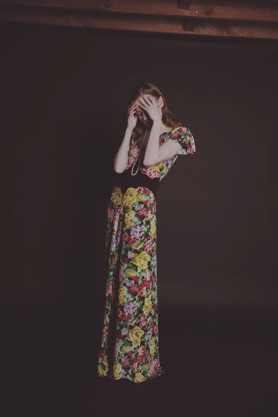 GLAMOUROUS GRIEF