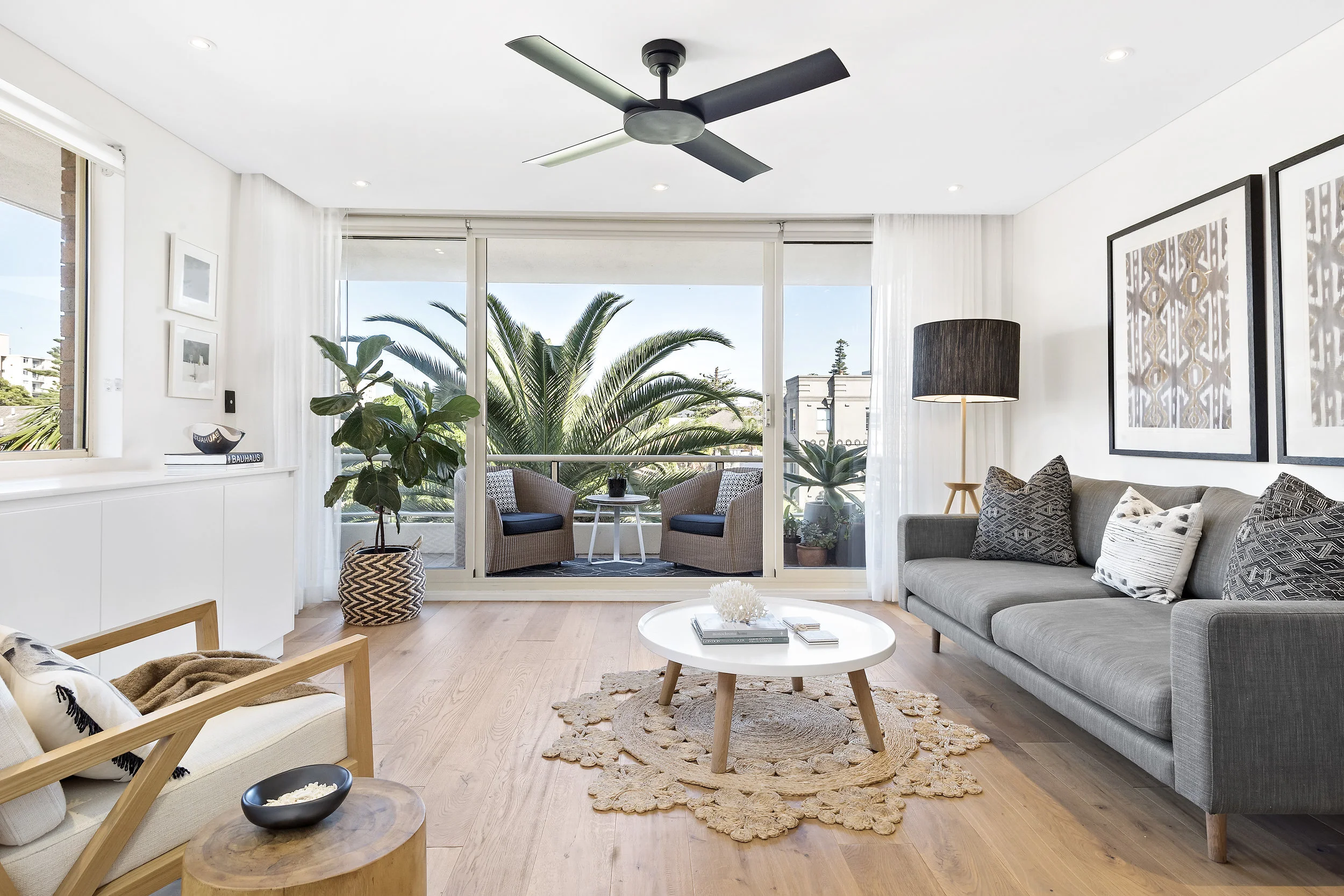 3-Living Room.jpg
