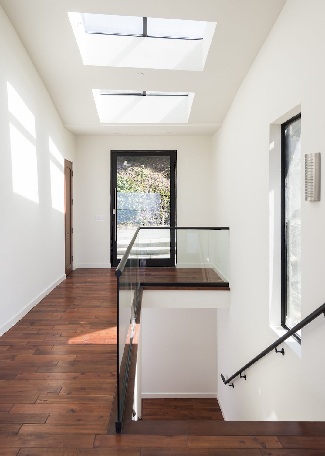 Laguna-Beach-Modern-Foyer-Entryway.JPG