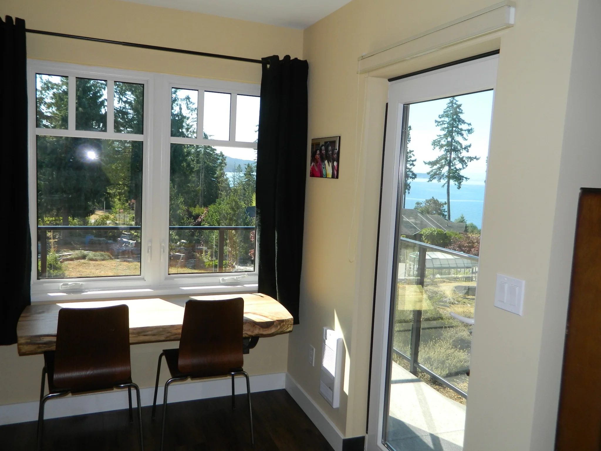 Baker Beach Bed and Breakfast Sunshine Coast BC