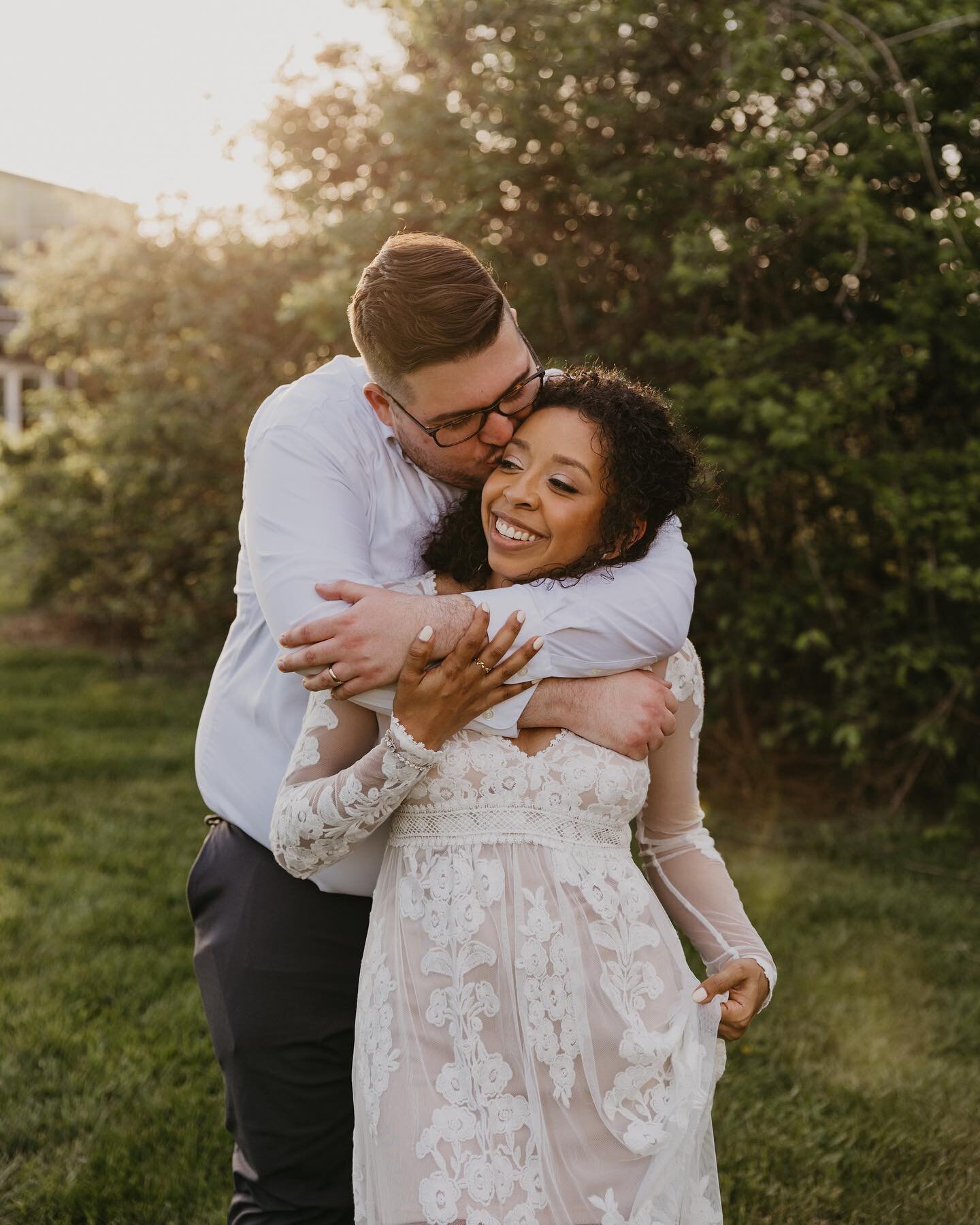 I live for golden hour ☀️ Sarah and Grayson were such a fun couple to work with and I&rsquo;m so glad we got to meet. They&rsquo;re sweet, kind, fun, and so in love! Happy gallery delivery day to these two!

#weddingphotography #weddingphotographer #