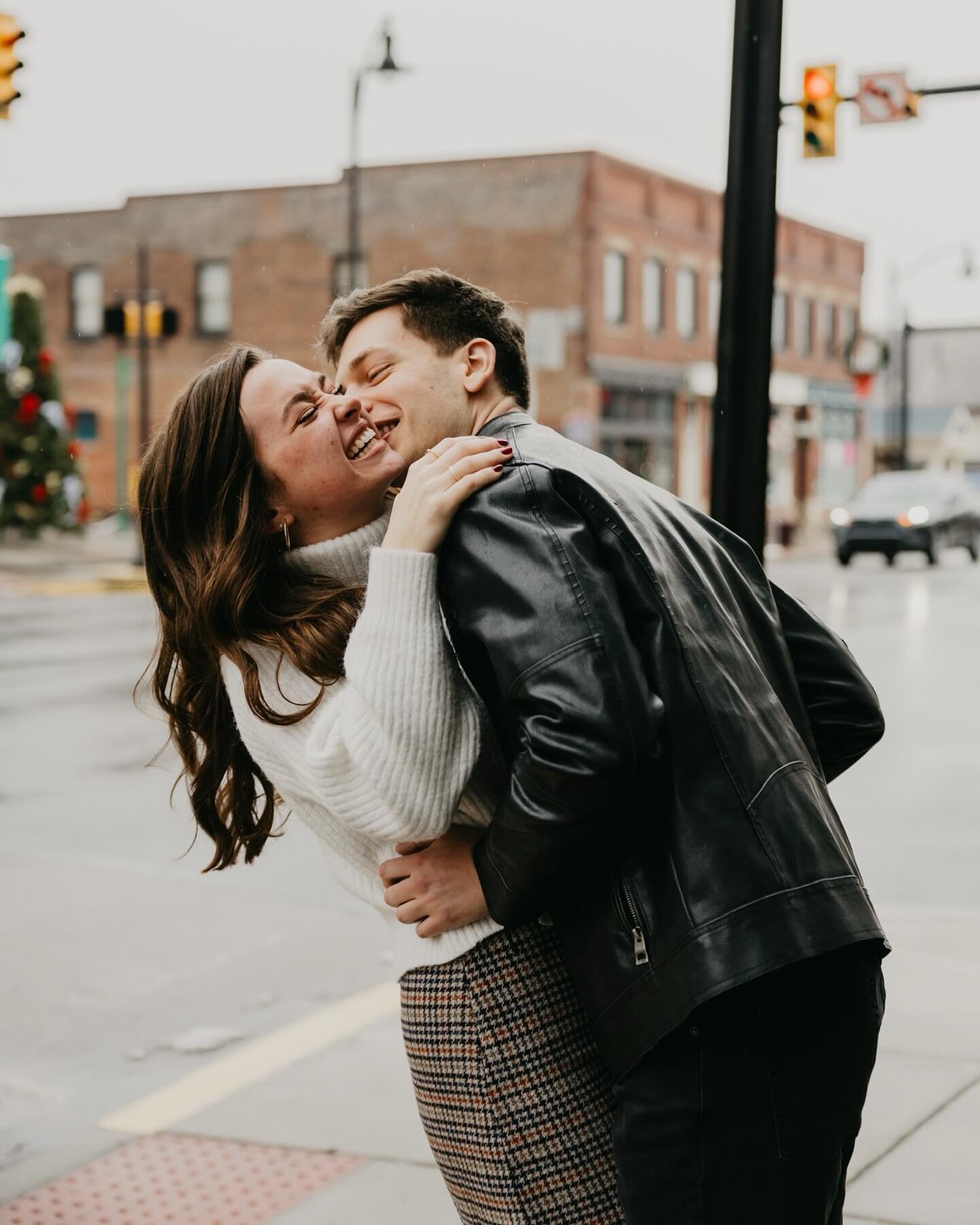 Zelienople did not disappoint for Sloane and Chris&rsquo;s engagement session! 🤍✨Can&rsquo;t wait to get these two married!

#lizegbertphoto #portraitphotography #engaged #engagementphotos #pittsburghphotographer #pittsburghweddingphotographer #wedd