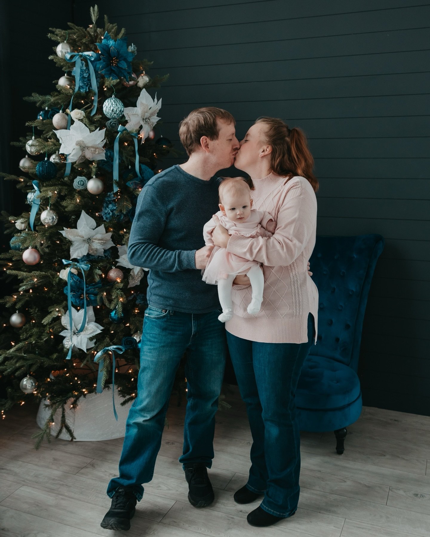 A (late) Christmas Eve post to remind you that no matter where you are, you are loved 🤍🎄