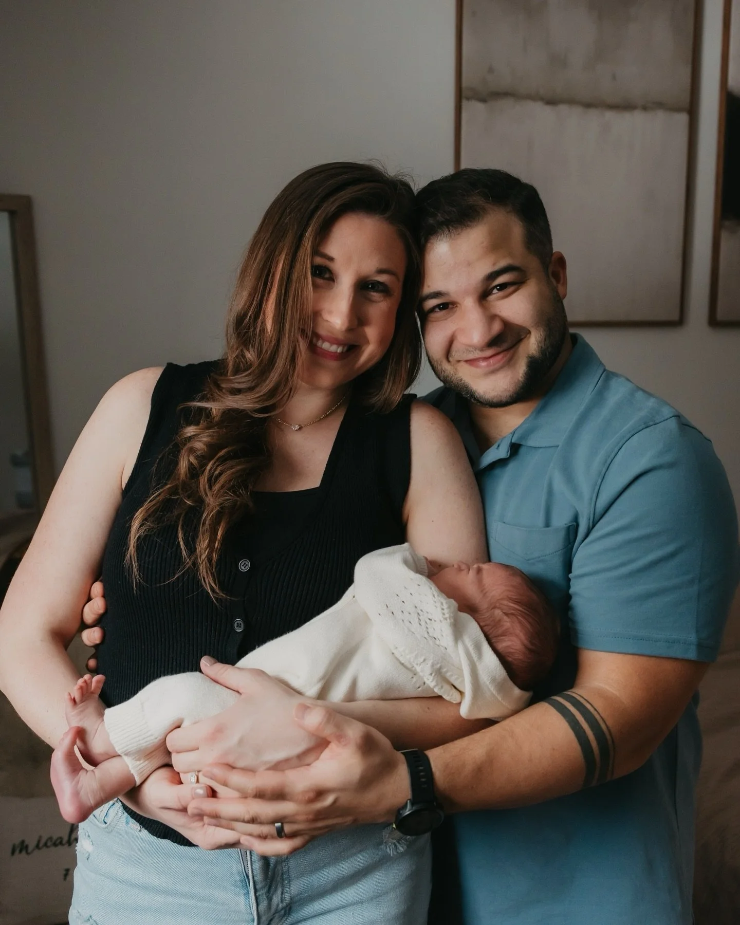 A Sunny little post for your feed today ☀️

#newbornphotography #familyphotographer #pittsburghphotographer #lifestylephotographer #photographer