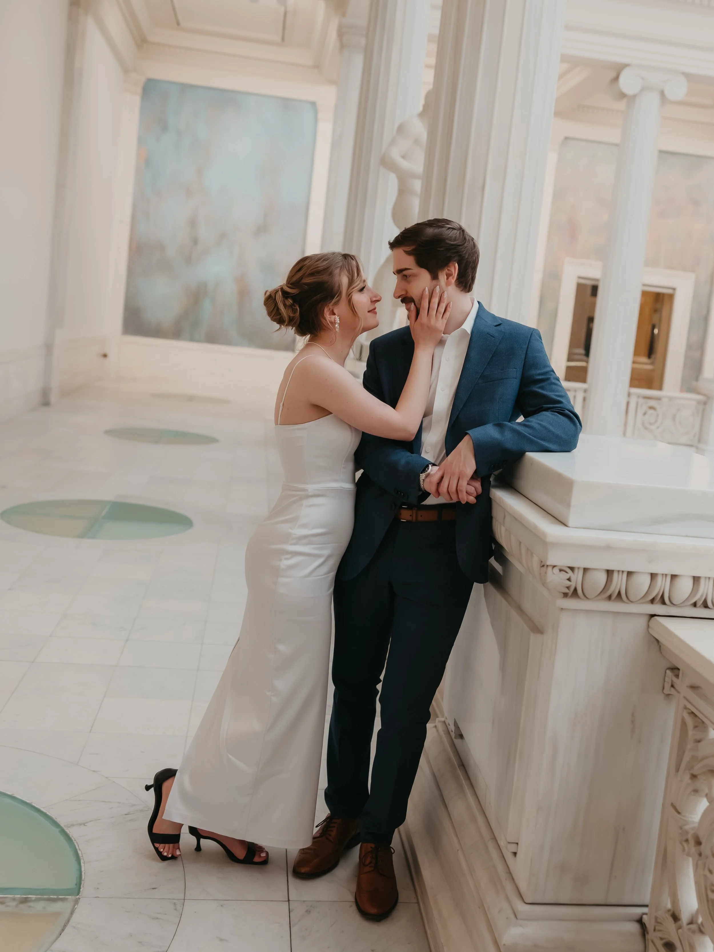 Wedding week for J &amp; F 💒

#carnegiemuseumofart #engagementphotos #pittsburghphotographer #pittsburghweddingphotographer #weddingphotographer