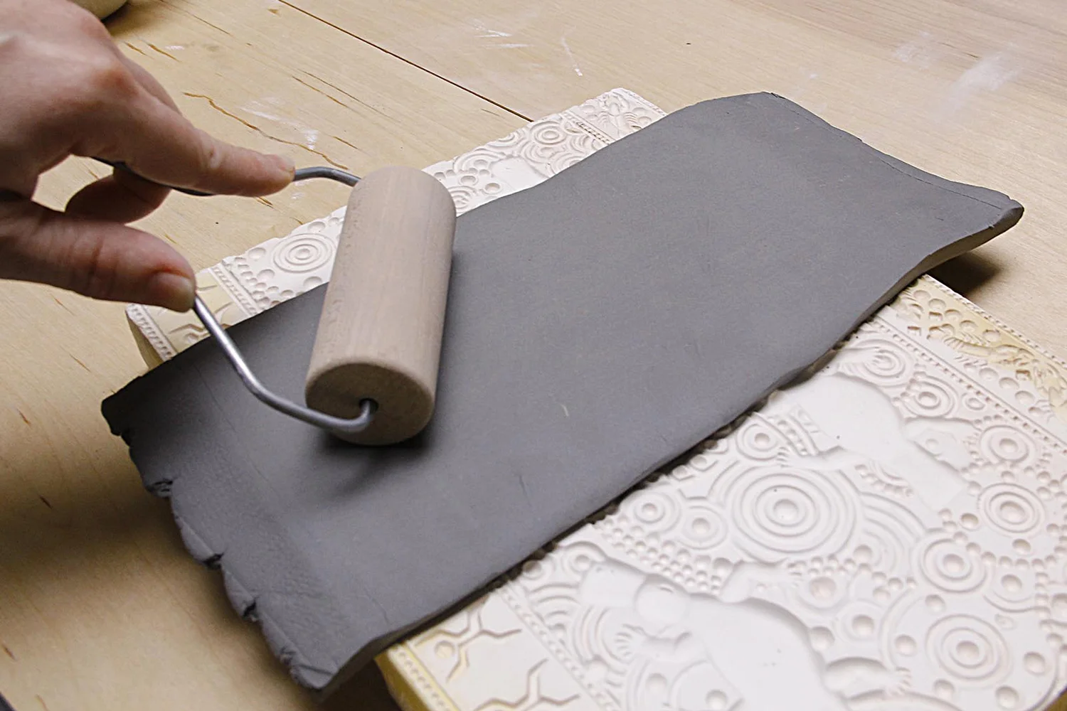 INTRODUCTION TO HANDBUILT CERAMICS | SIX-WEEK COURSE