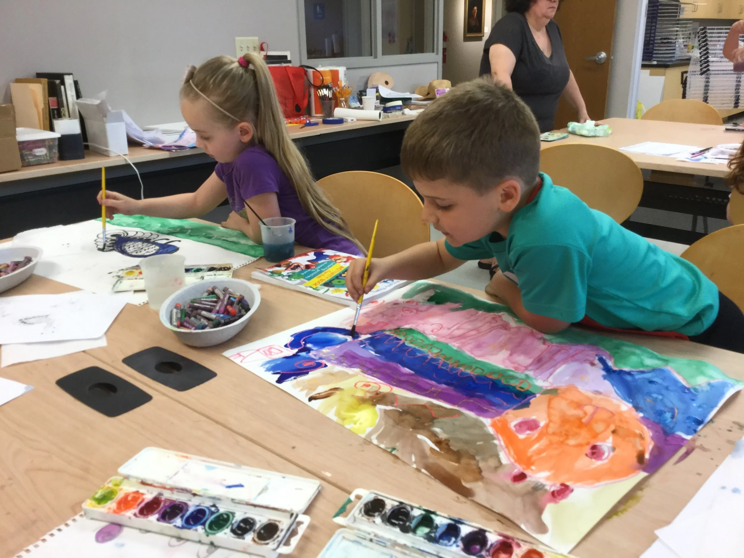 Badge Day at the ZMA: Fun with Painting!