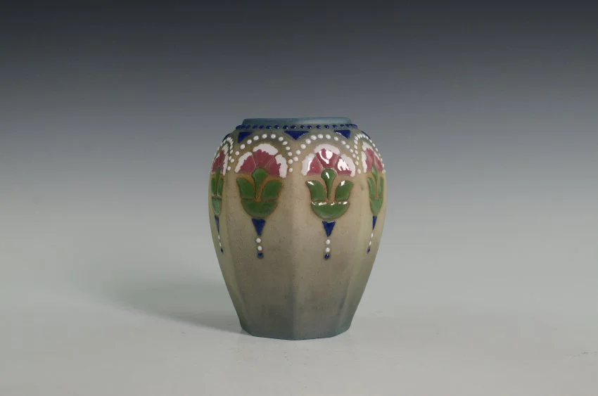 Minute with a Masterpiece: Brush-McCoy Pottery Company with ZMA Docent Karen Baker