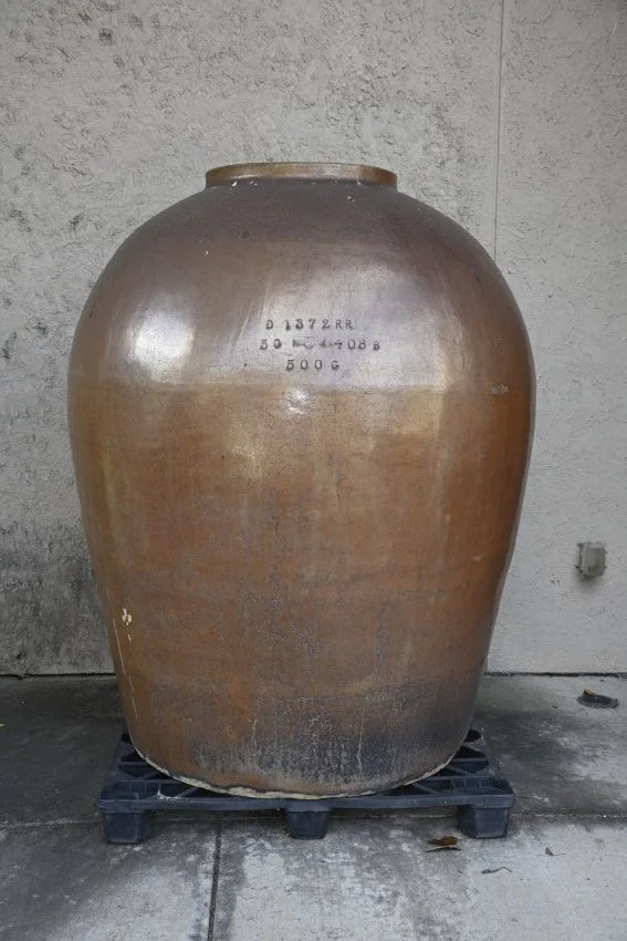 Minute with a Masterpiece: Giant "Knight Ware" Acid Storage Jar by the Maurice A. Knight Company