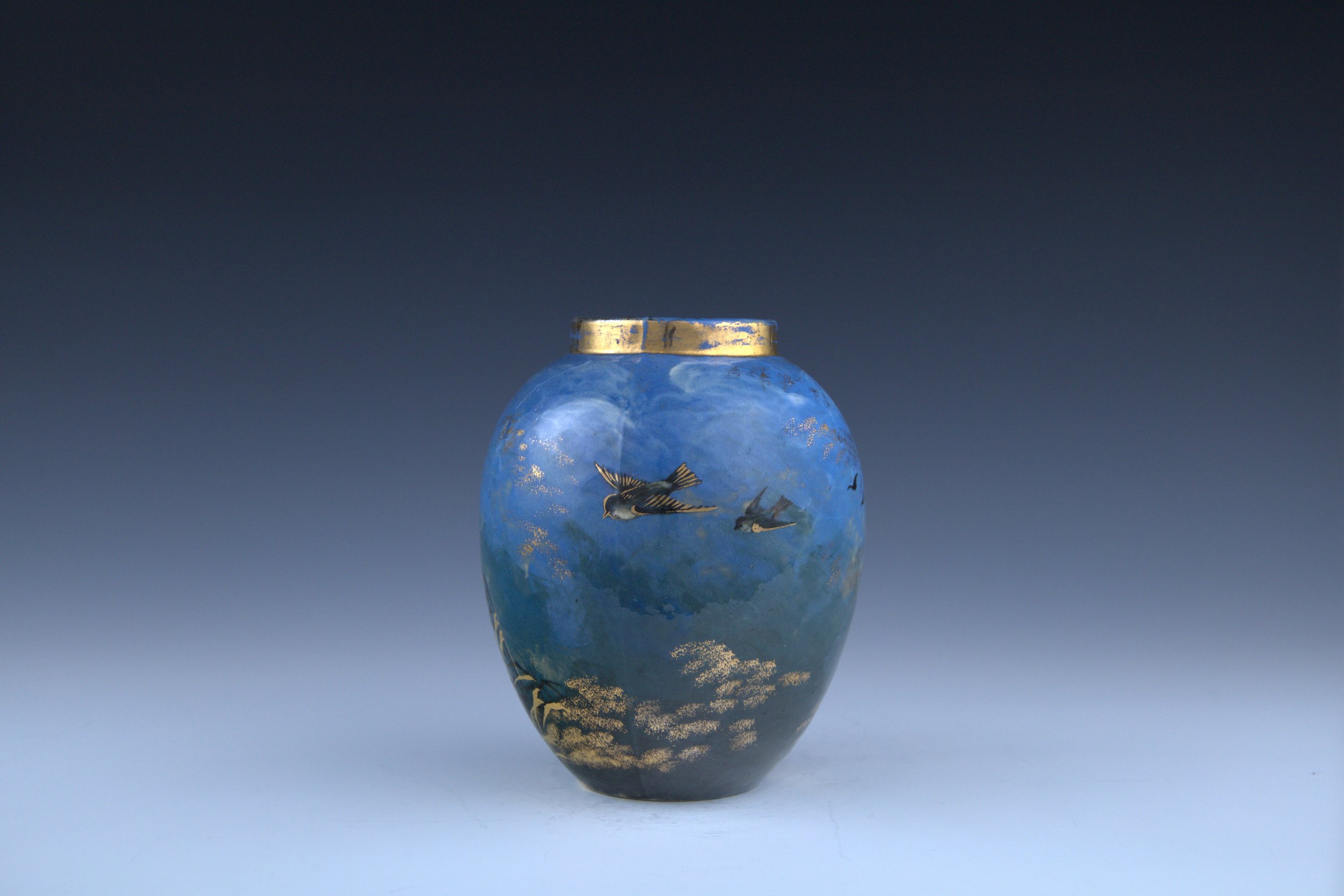 Matt Morgan Art Pottery Company (1882–1884), Limoges Line Vase Featuring Birds, decorator unknown, 1880, earthenware. 2023.024.001