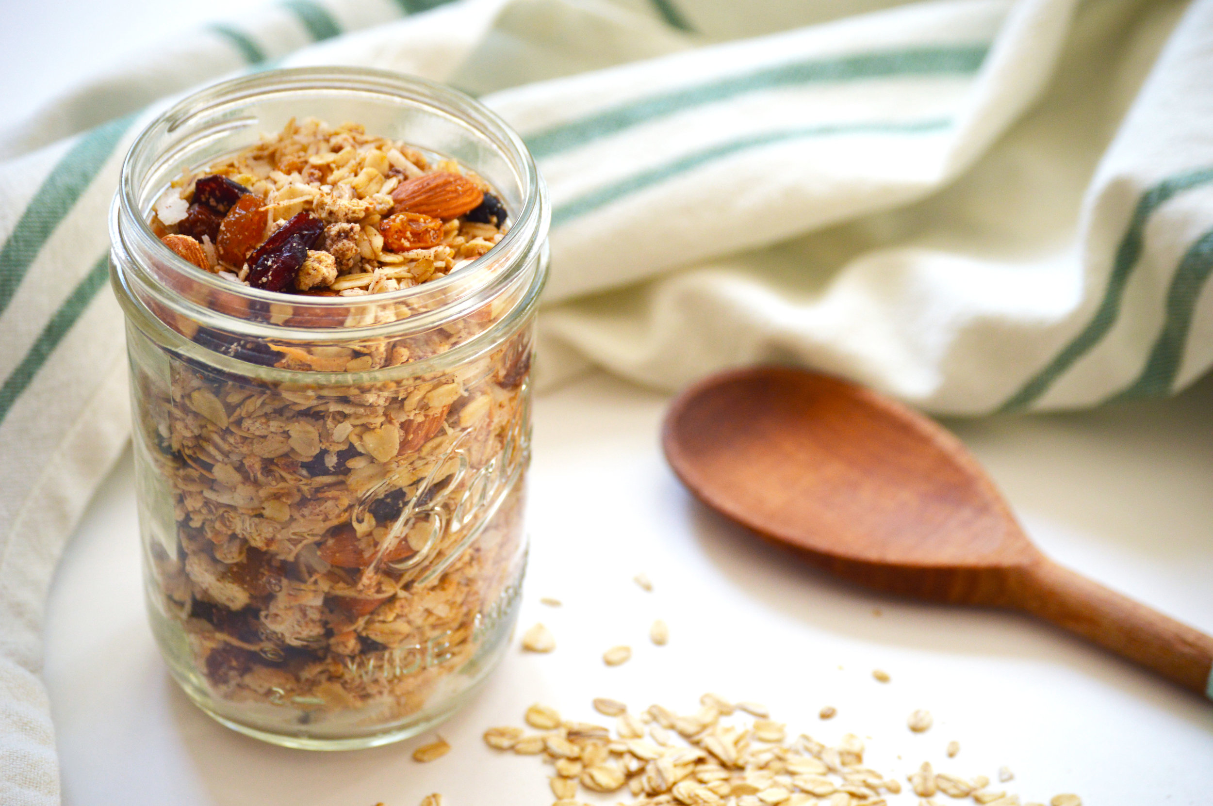 Vanilla-Almond-Meal-Granola-2.jpg