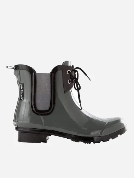 sustainable rain boots