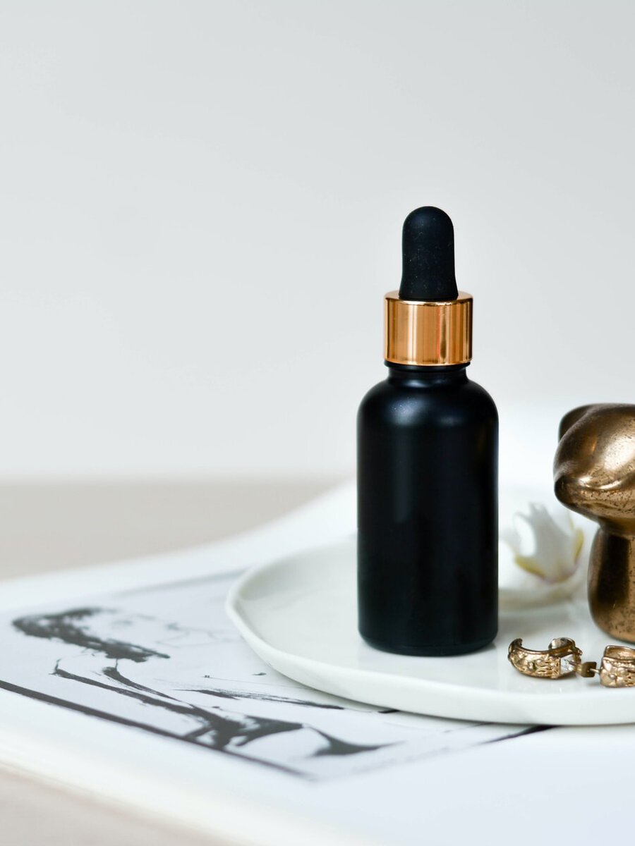 9 Natural Face Oils & Balms For Cold Weather