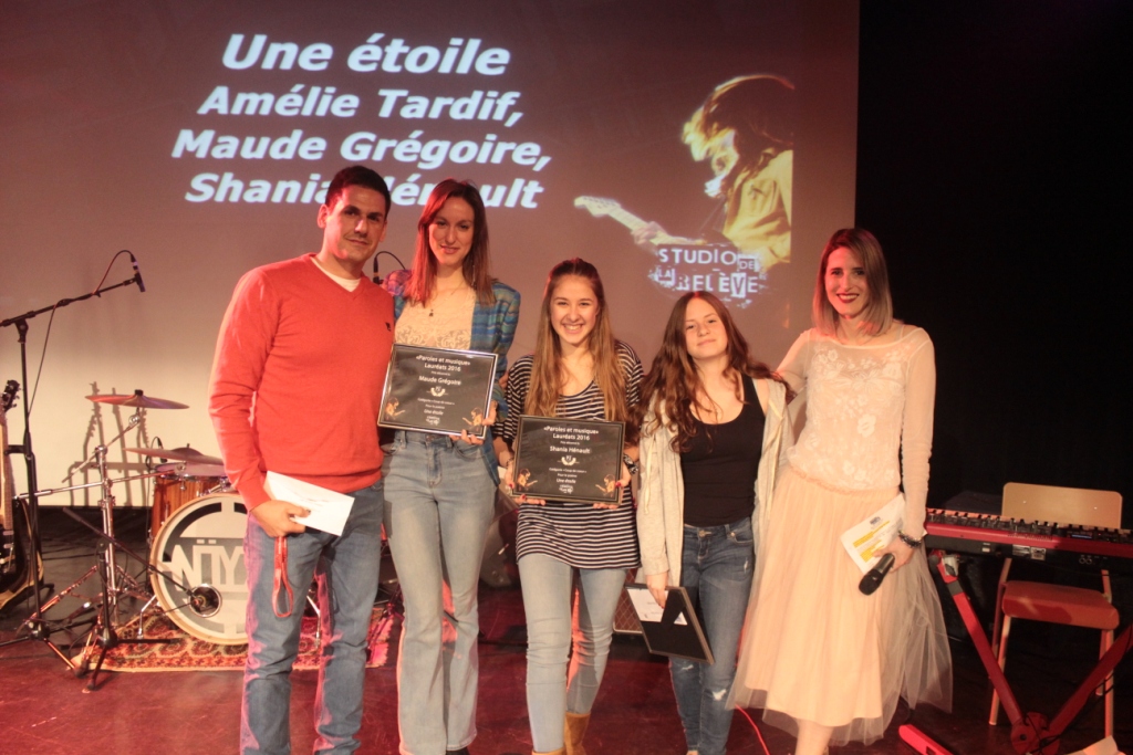 Catégorie Coup de coeur: Amélie Tardif, Maude Grégoire, Shania Hénault pour le texte Une étoile