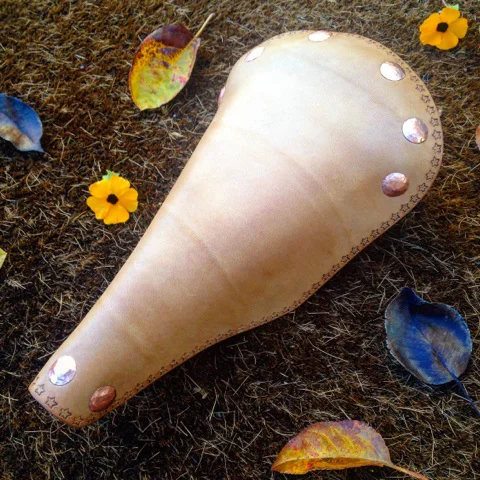 naturalstarsaddle.jpg