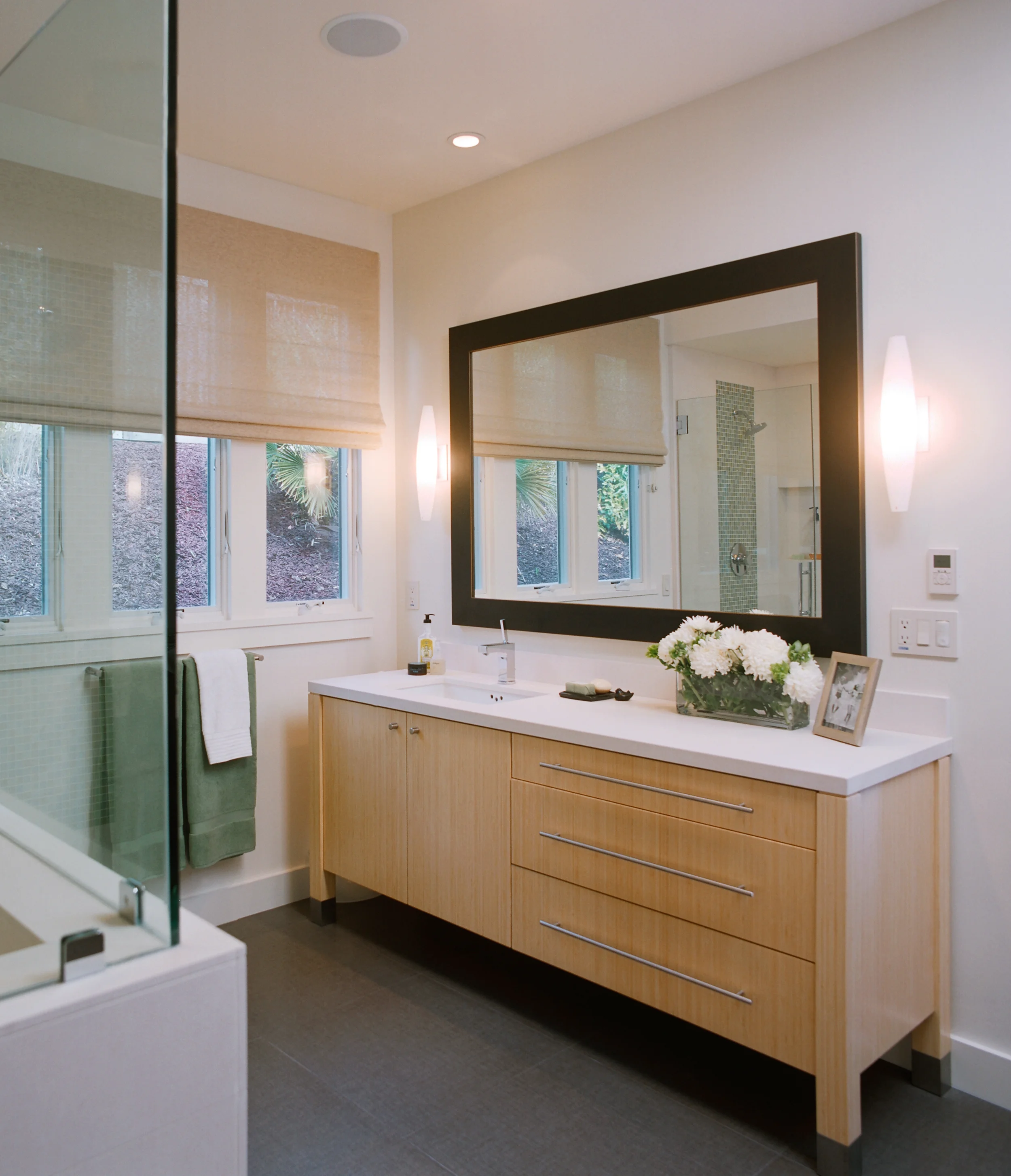 bath1b_2500.jpg