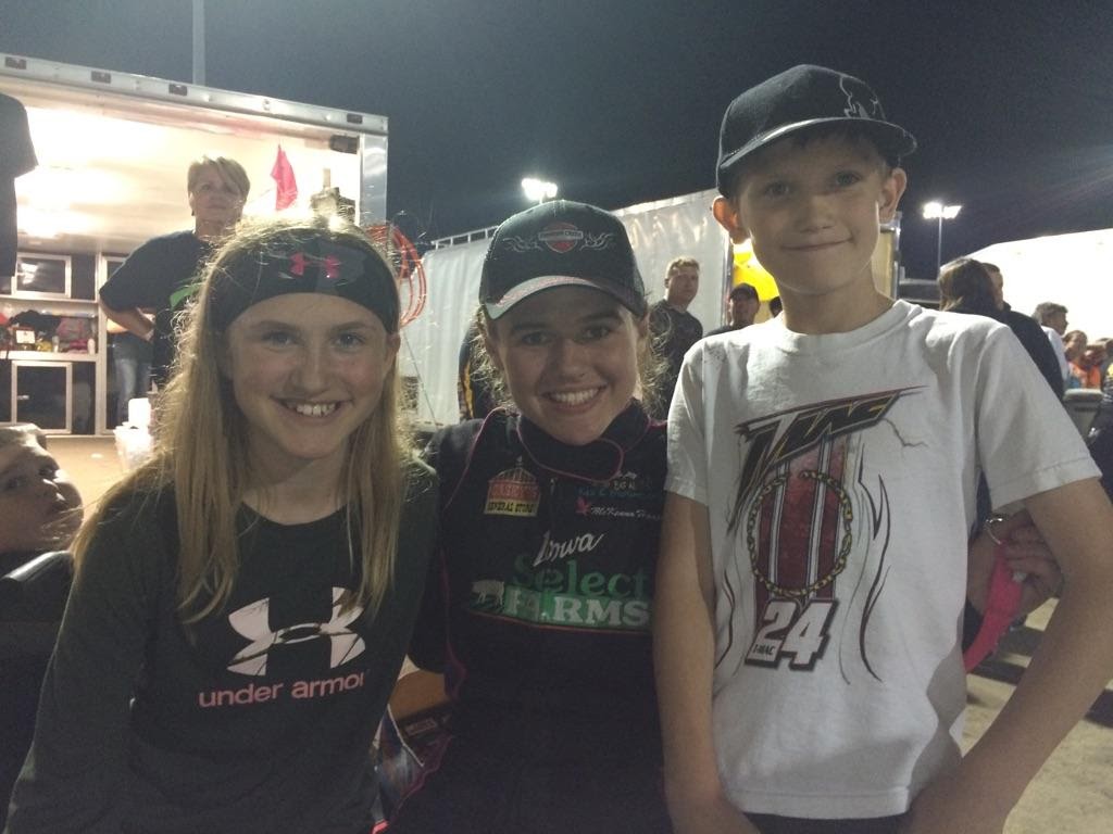 Ashlee-and-Hunter-with-McKenna-Haase.jpg