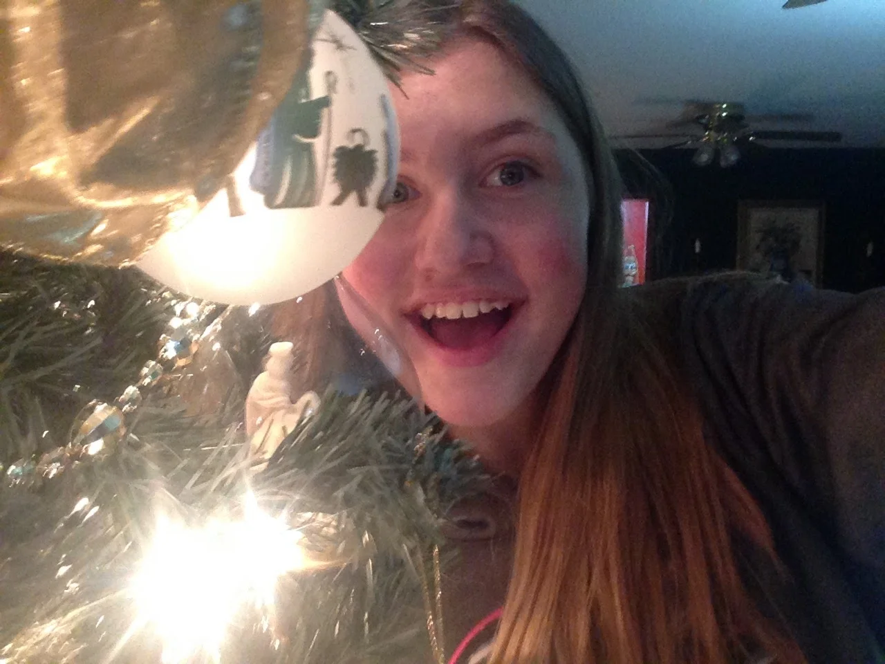 Ashlee-by-Christmas-Tree.jpg