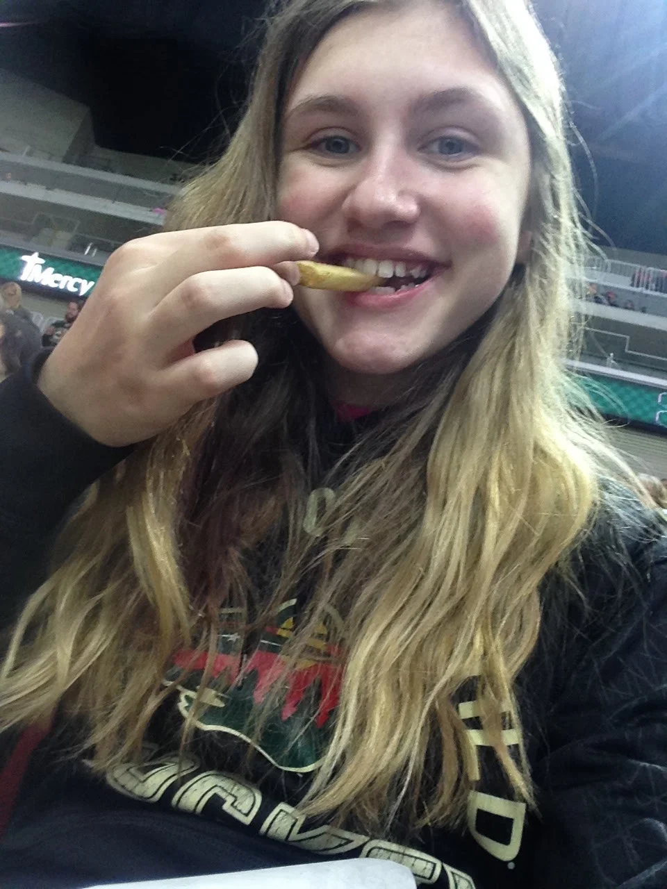 Ashlee-Eating-Fries.jpg