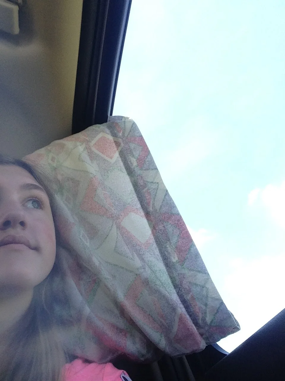 Ashlee-Looking-Out-Window.jpg