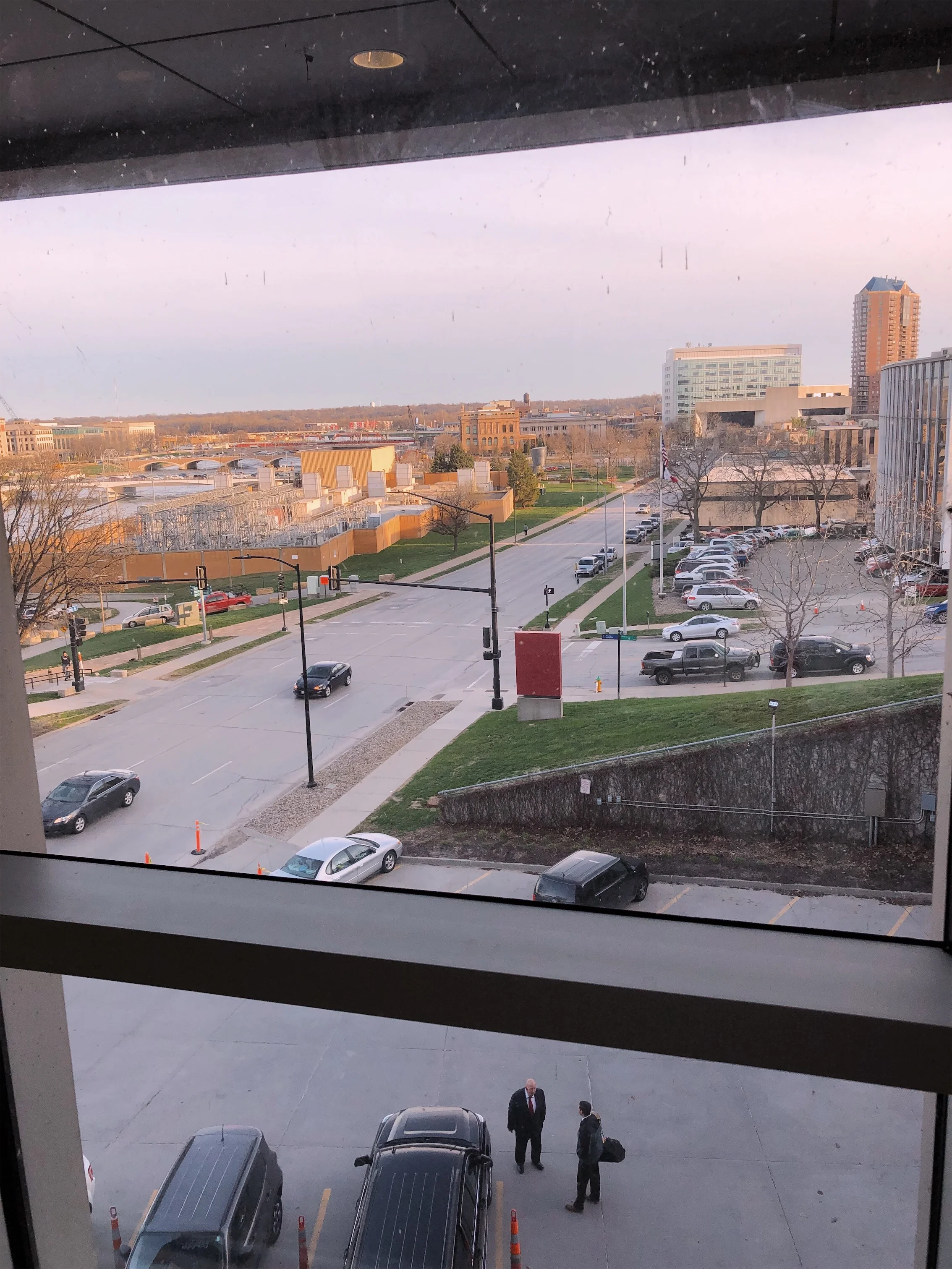 des-moines-skyline.jpg