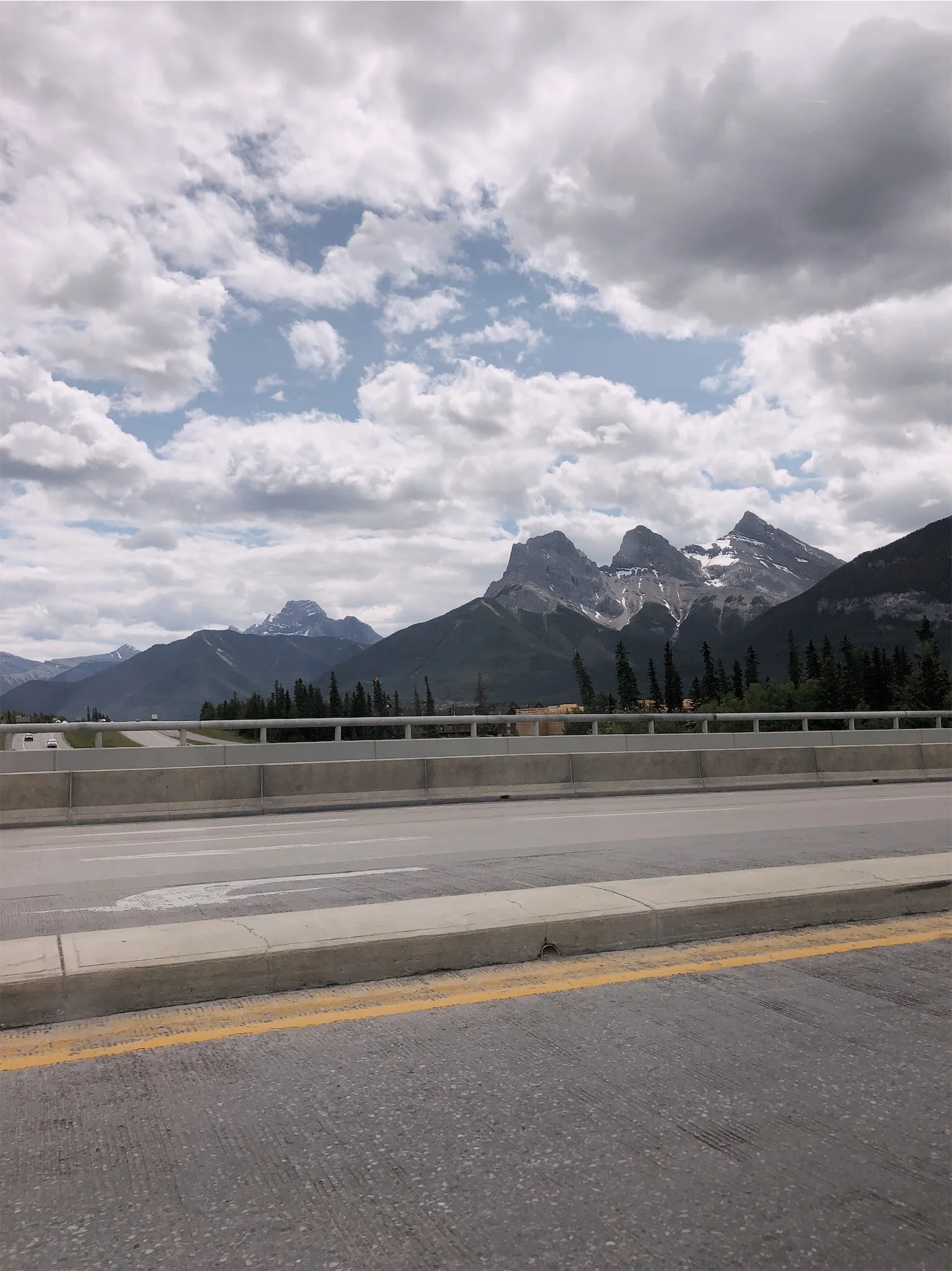 banff-mountains.jpg