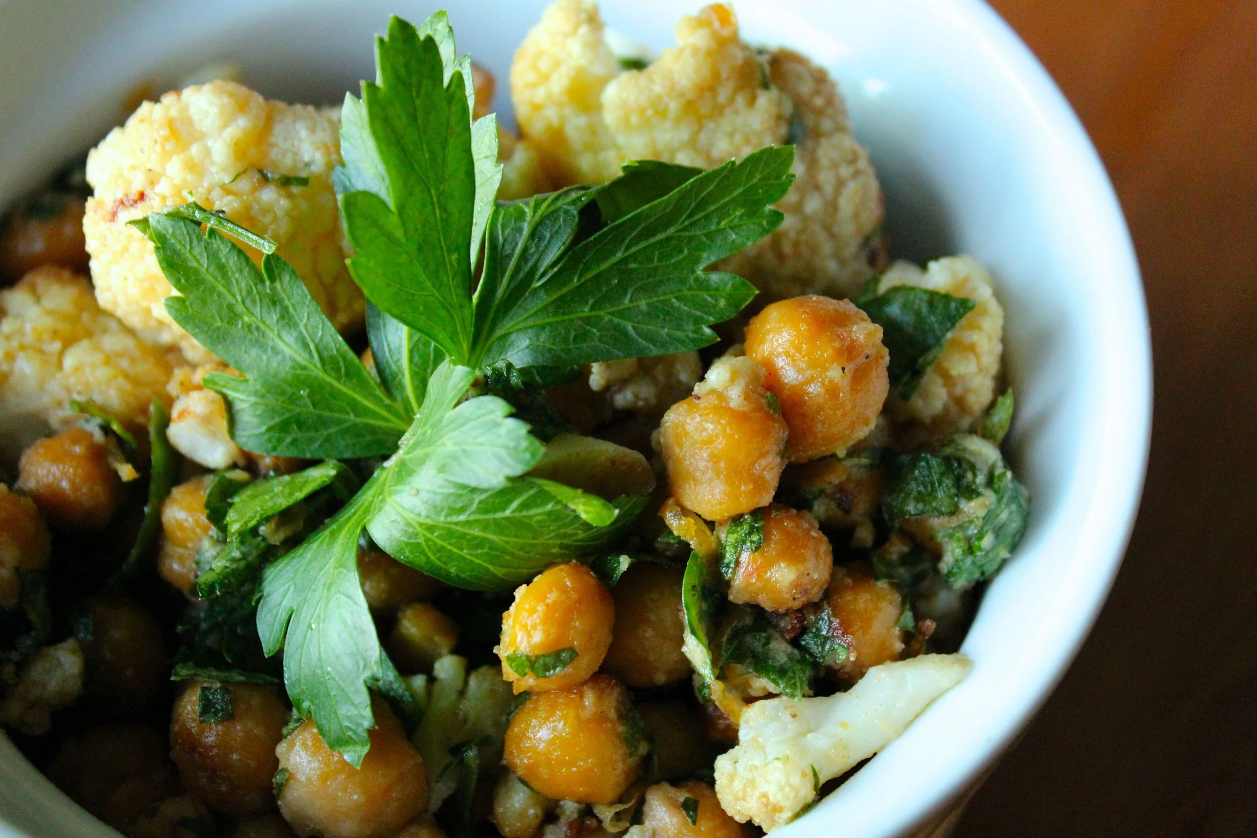 Lemon Roasted Chickpeas & Cauliflower