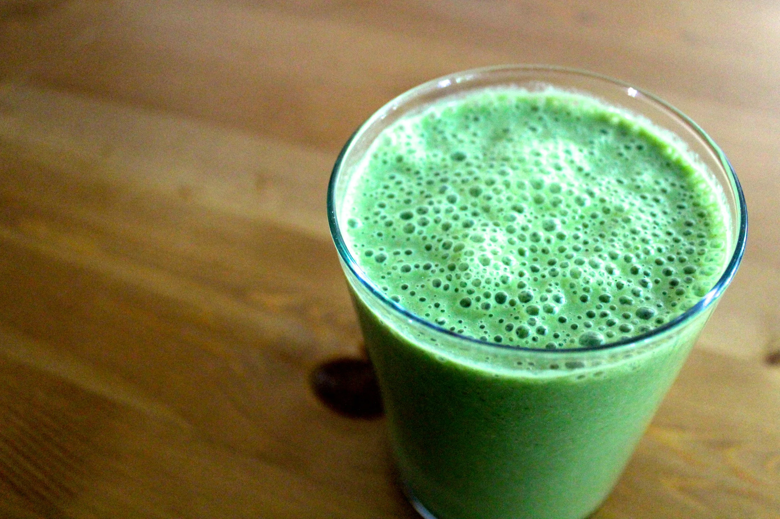 Green Strawberry Hemp Smoothie