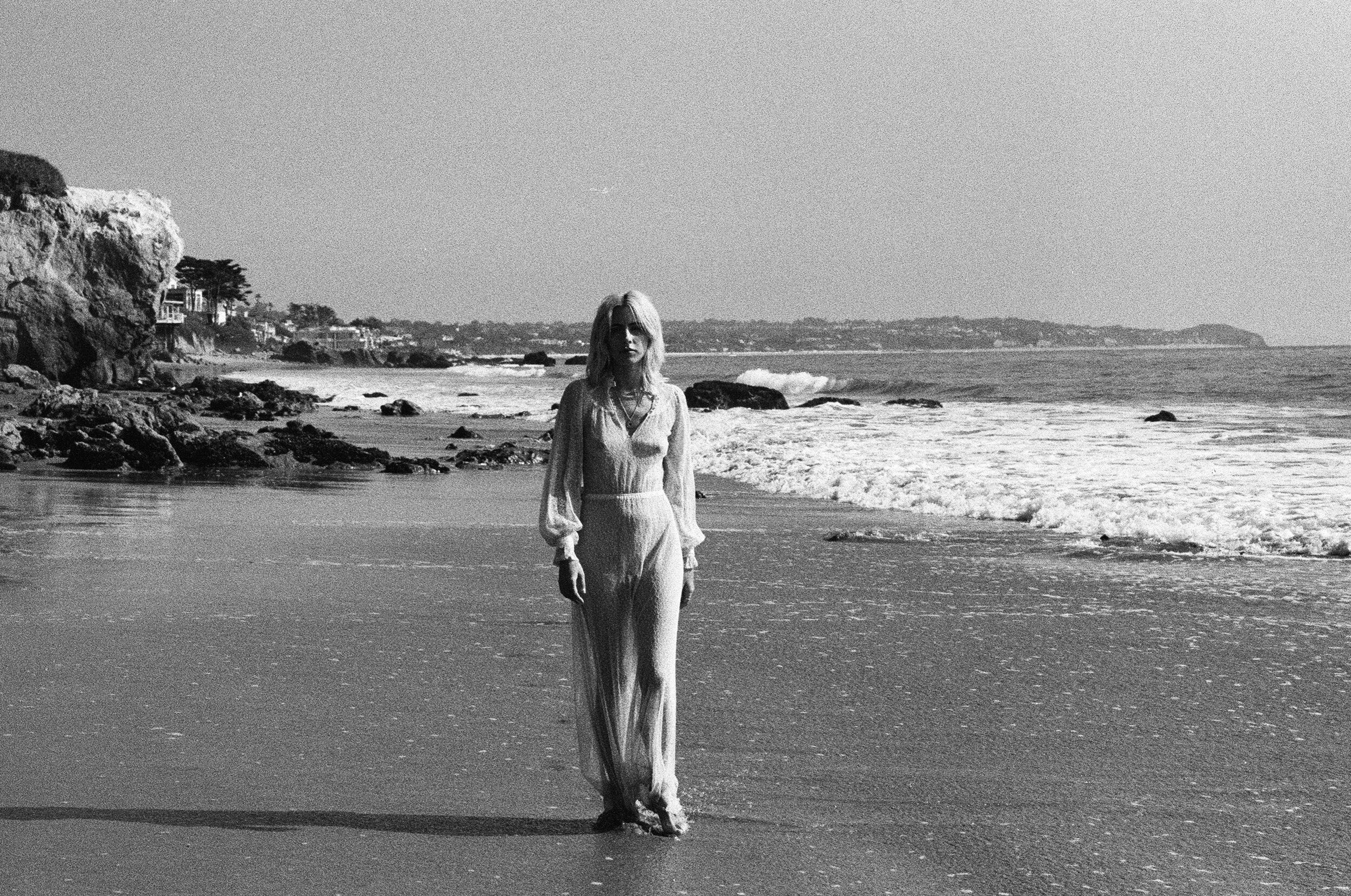 Emily_Malibu_Film-50.jpg