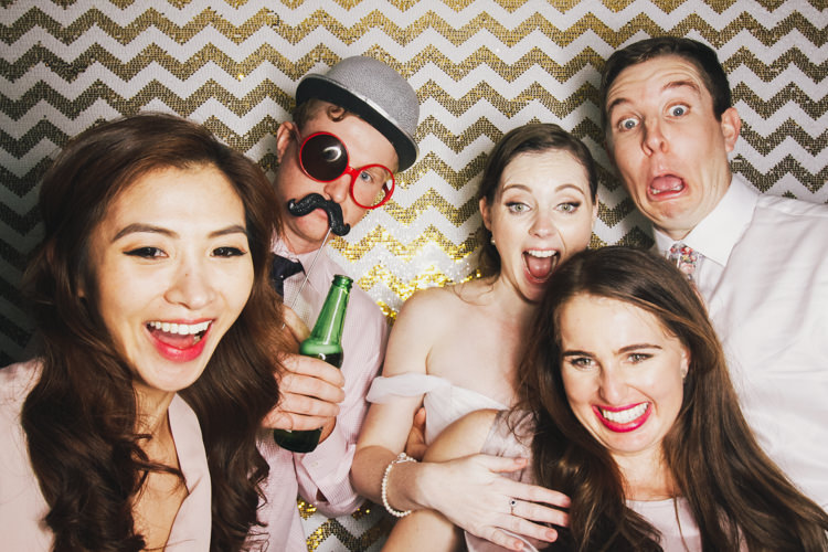 best-bride-brisbane-friends-fun-gambaro-gold-groom-group-shot-hire-hotel-laughing-photo-booth-wedding-2.jpg