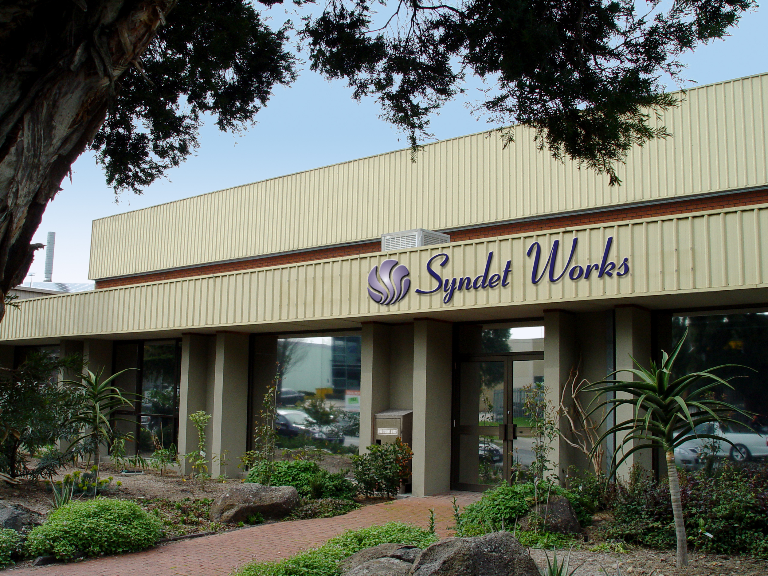 16-Syndet Building.JPG