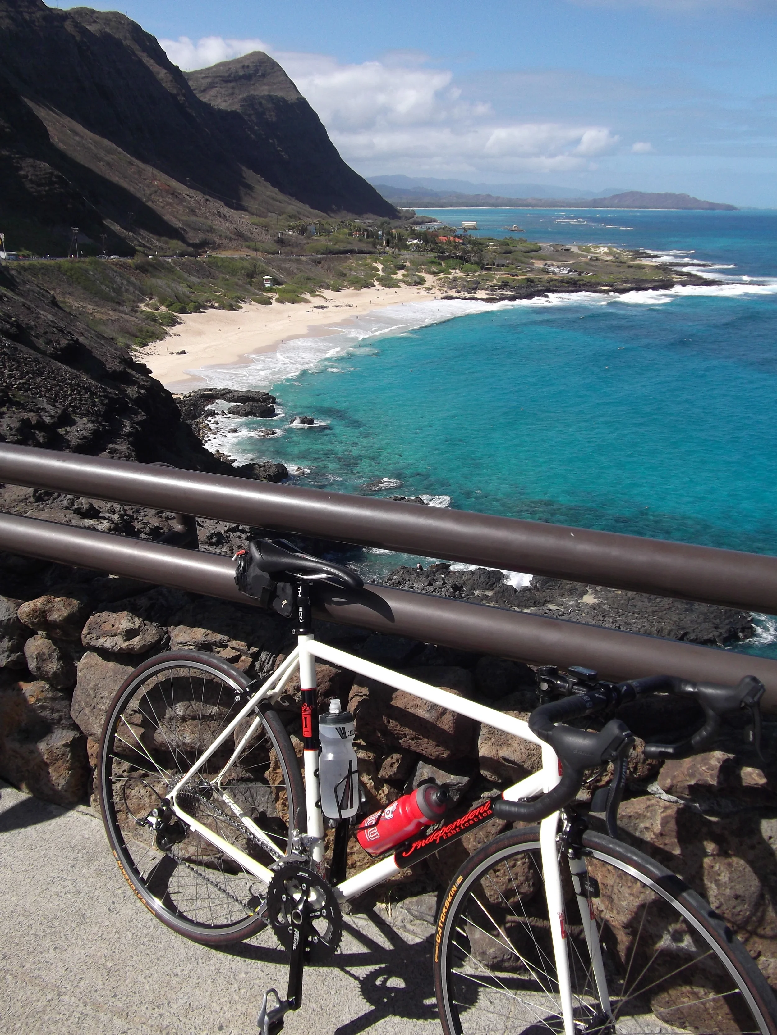 Another pic of a bike leaning against something...... but the scenery isn't too shabby in Hawaii. (Oahu)