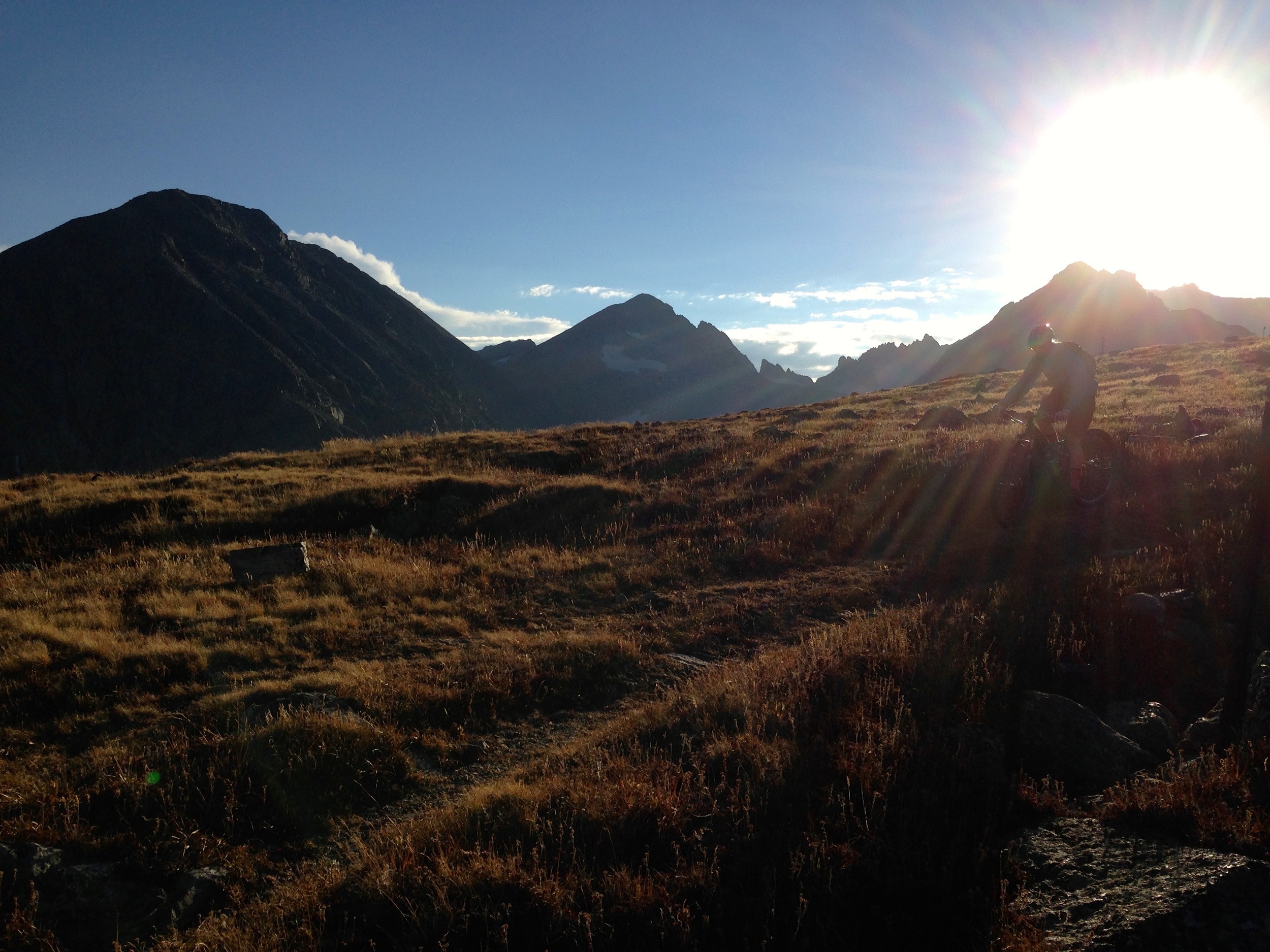  Marlijne C on the descent through the setting sun.&nbsp; 