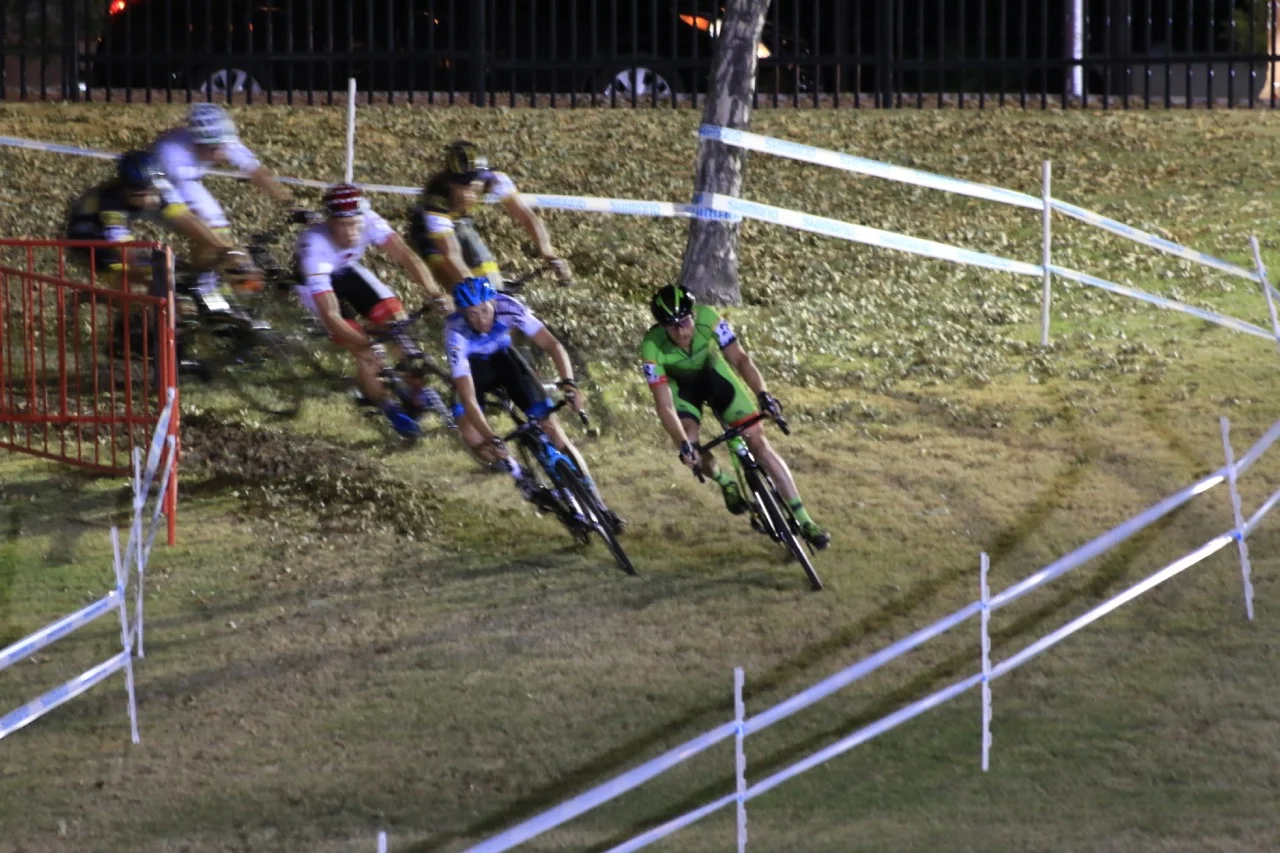 Lead pack on the first lap