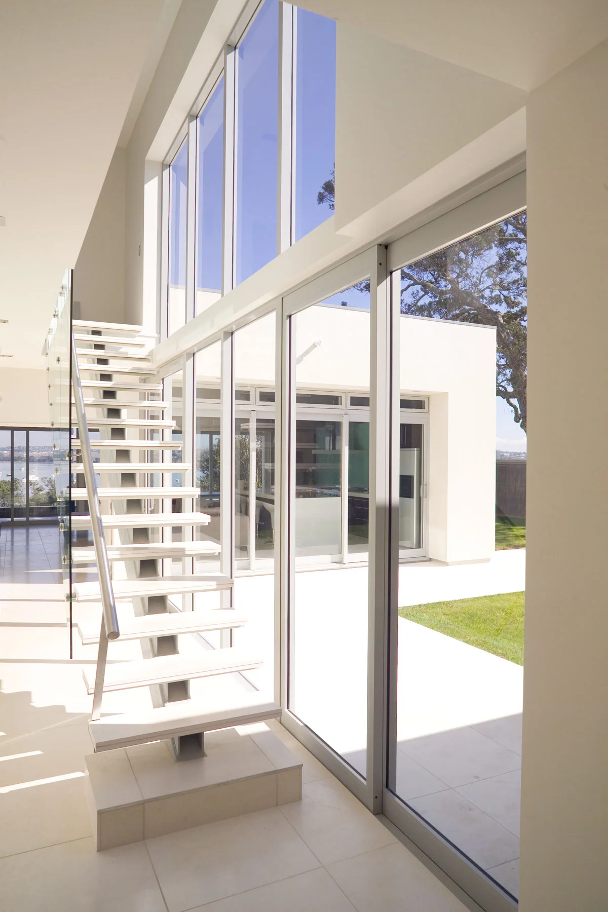 C Leuschke Kahn Architects_CompassPt LKA_F2J94376.jpg