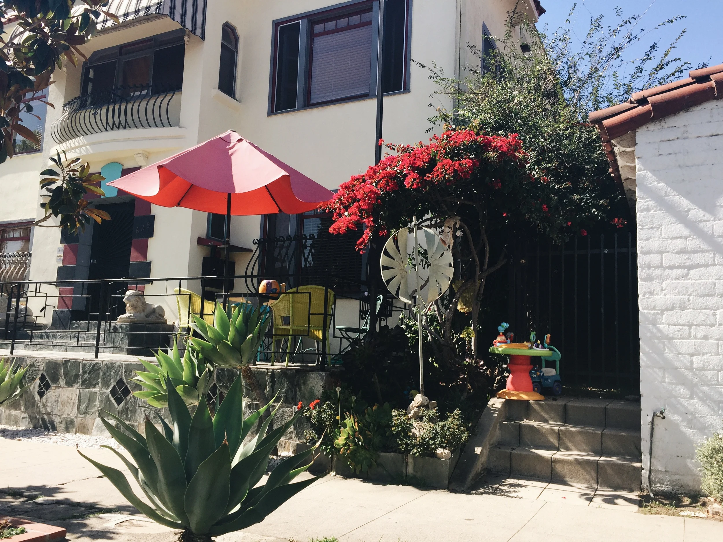 A pretty melrose house and garden