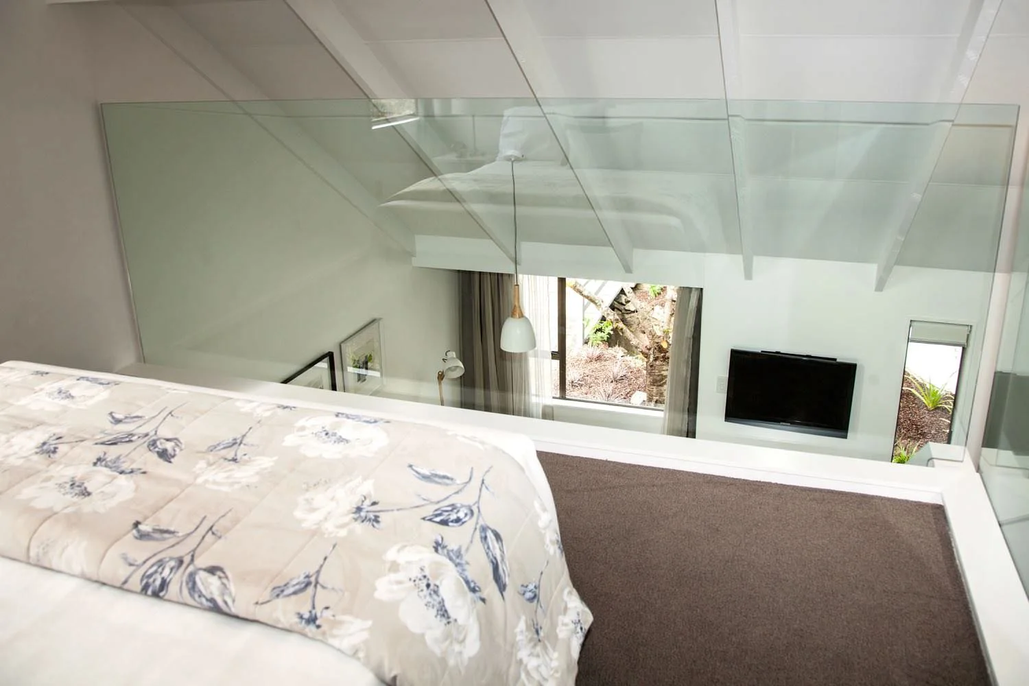 Mezzanine - king - 1 of 7.jpg