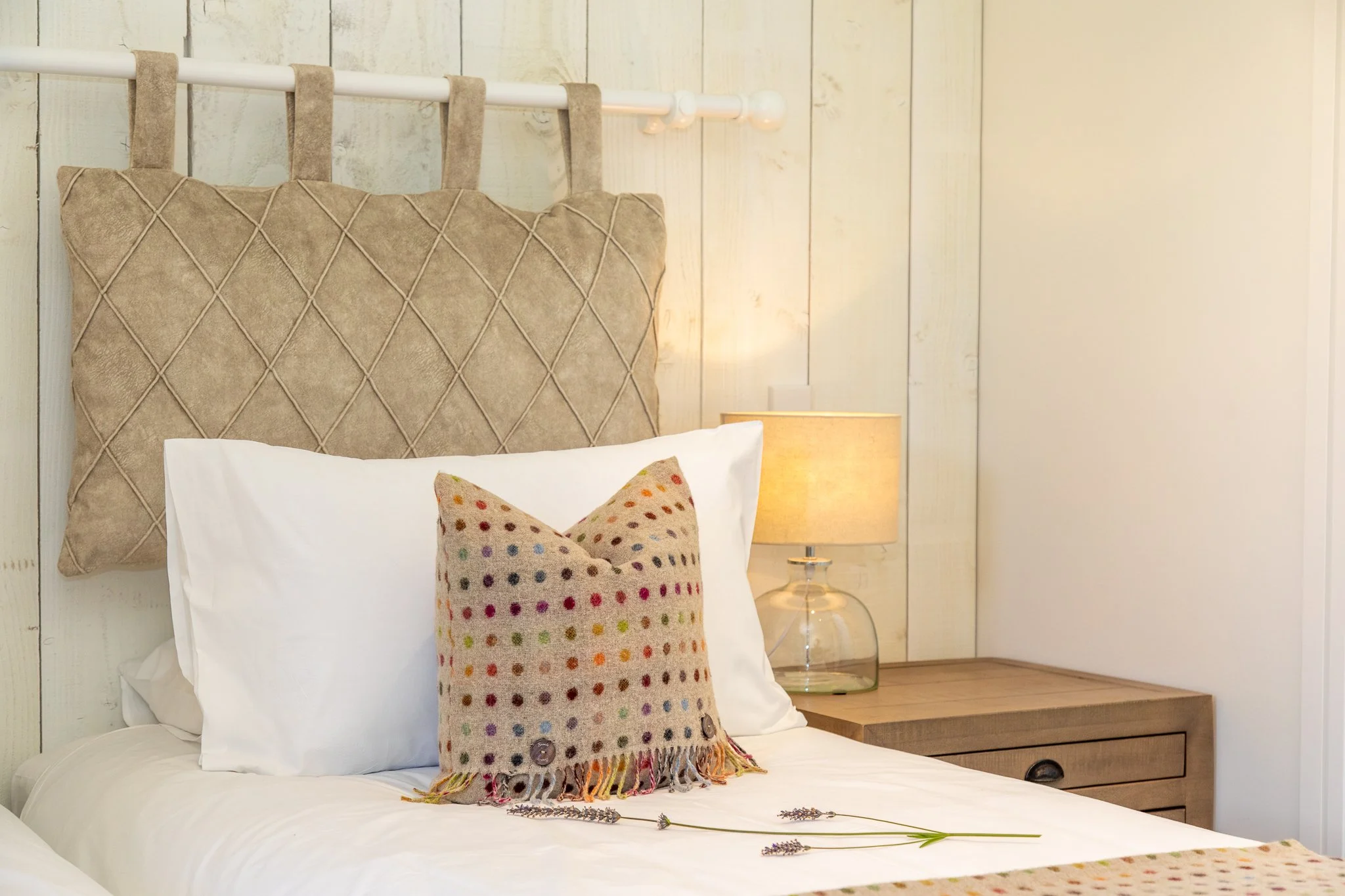LHCottages_HOPE_PhotosbyLeigh_onlineres-27.jpg