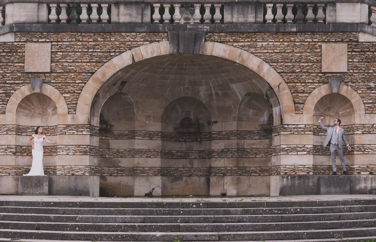 Classical architecture meets timeless love in the Saint Cloud garden

#TimelessRomance #ClassicalLove #DestinationWedding #ParisianStyle #ArchitecturalBeauty #LoveStories #ModernElegance #weddingart #NomadistMoon #statuesofinstagram
